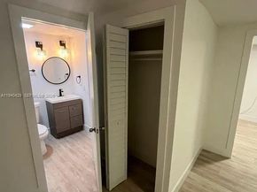 128 NW 53rd St, Miami FL 33127