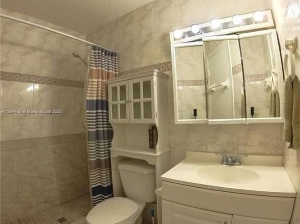 100 NW 204th St 19, Miami Gardens FL 33169