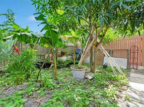 Undisclosed Address #A11496698, West Palm Beach FL 33405