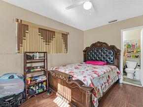 Undisclosed Address #A11496698, West Palm Beach FL 33405