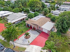 Undisclosed Address #A11496698, West Palm Beach FL 33405