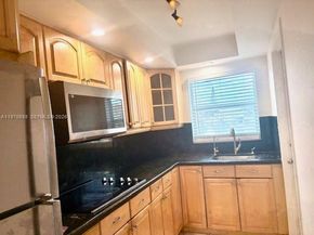 1425 Arthur St 403A, Hollywood FL 33020