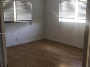 8040 N Colony Cir N 101, Tamarac FL 33321