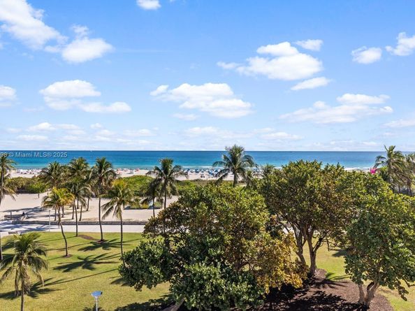 1036 Ocean Dr B205, Miami Beach FL 33139