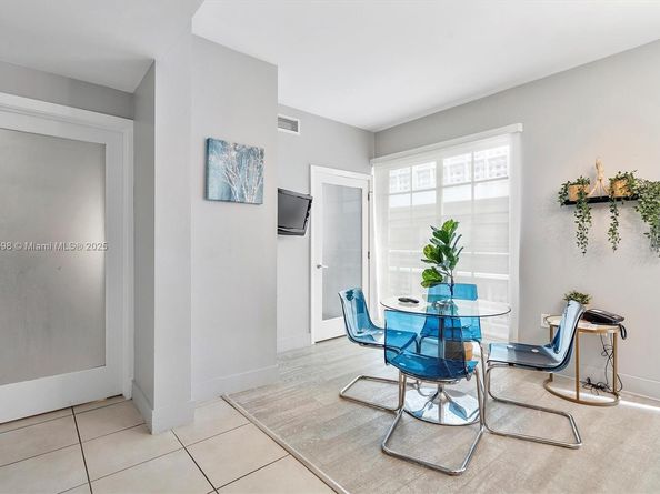 1036 Ocean Dr B205, Miami Beach FL 33139