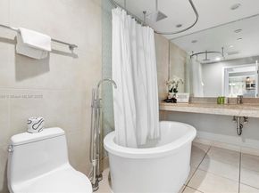 1036 Ocean Dr B205, Miami Beach FL 33139