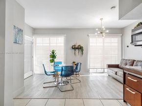 1036 Ocean Dr B205, Miami Beach FL 33139