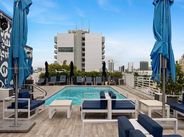 1036 Ocean Dr B205, Miami Beach FL 33139