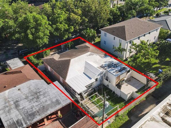 2530 SW 27th St, Miami FL 33133