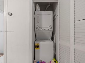 2530 SW 27th St, Miami FL 33133