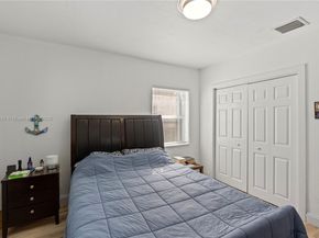 2530 SW 27th St, Miami FL 33133