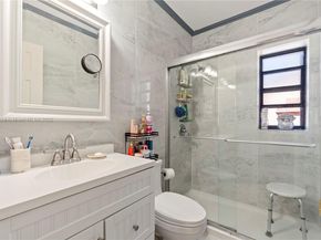 2530 SW 27th St, Miami FL 33133