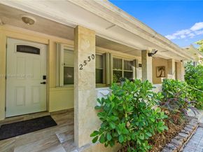 2530 SW 27th St, Miami FL 33133