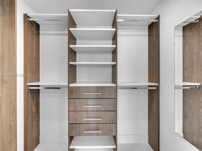 460 NE 28th St 2607, Miami FL 33137