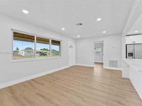 7021 SW 12th St, Pembroke Pines FL 33023