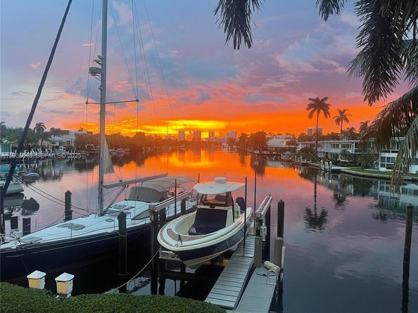 516 Hendricks Isle 2C, Fort Lauderdale FL 33301