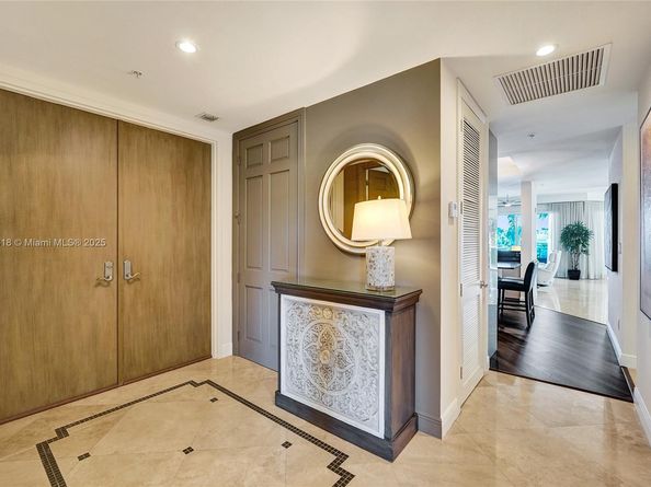 516 Hendricks Isle 2C, Fort Lauderdale FL 33301