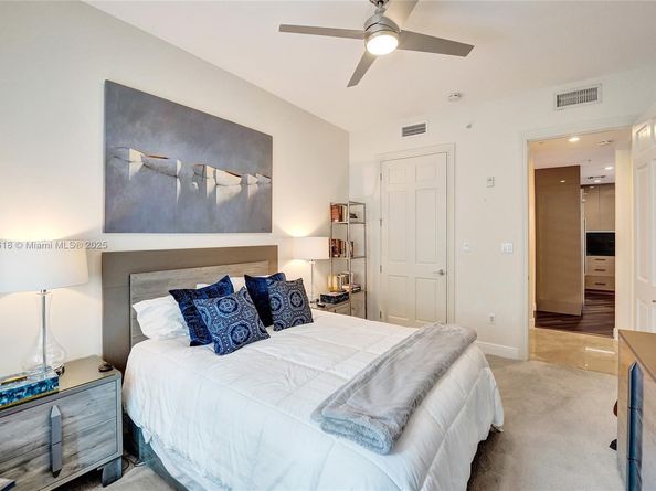 516 Hendricks Isle 2C, Fort Lauderdale FL 33301