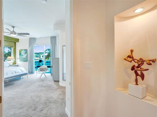 516 Hendricks Isle 2C, Fort Lauderdale FL 33301