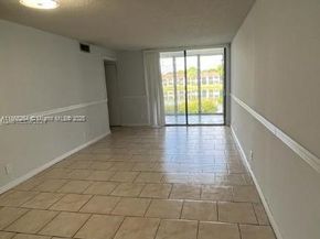 212 Lake Pointe Dr 205, Oakland Park FL 33309