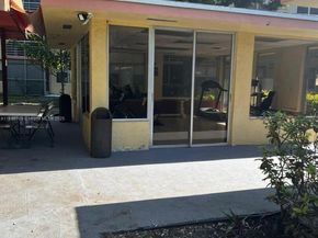 17890 W Dixie Hwy 421 Hwy 421, North Miami Beach FL 33160