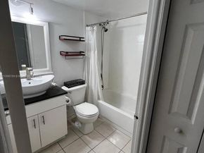 17890 W Dixie Hwy 421 Hwy 421, North Miami Beach FL 33160