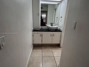 17890 W Dixie Hwy 421 Hwy 421, North Miami Beach FL 33160