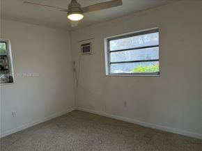 9283 SW 39th St, Miami FL 33165