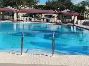 7557 Granville Dr 305, Tamarac FL 33321