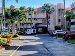 7557 Granville Dr 305, Tamarac FL 33321