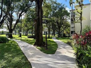 2998 NW 48th Ter 224, Lauderdale Lakes FL 33313