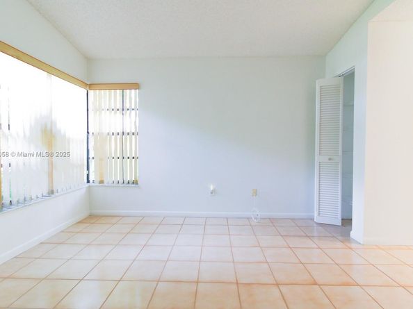 5289 Fairway Woods Dr 2911, Delray Beach FL 33484