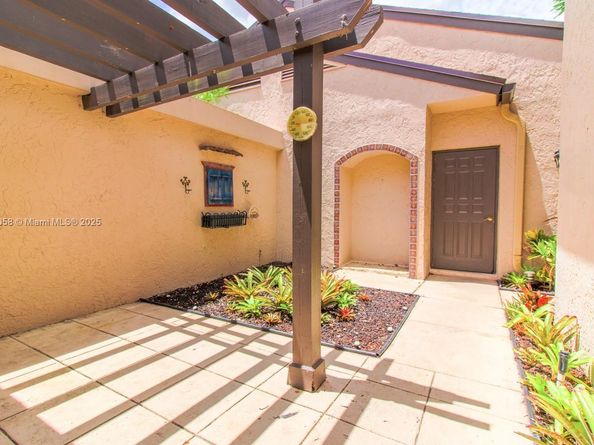 5289 Fairway Woods Dr 2911, Delray Beach FL 33484