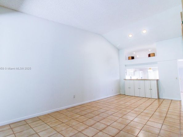 5289 Fairway Woods Dr 2911, Delray Beach FL 33484