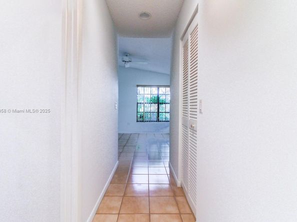 5289 Fairway Woods Dr 2911, Delray Beach FL 33484
