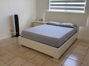 8411 NW 8th St 405, Miami FL 33126