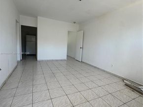 800 83rd St, Miami Beach FL 33141