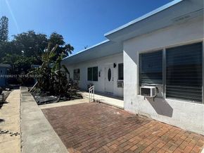 800 83rd St, Miami Beach FL 33141