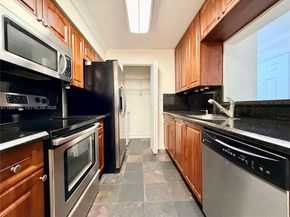 733 Riverside Dr 1215, Coral Springs FL 33071