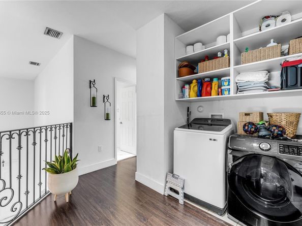 655 SE 37th Ter, Homestead FL 33033