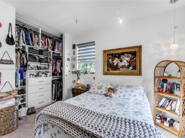 655 SE 37th Ter, Homestead FL 33033