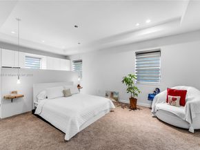 655 SE 37th Ter, Homestead FL 33033