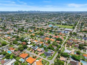 138 W 52nd St, Hialeah FL 33012