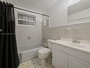 138 W 52nd St, Hialeah FL 33012