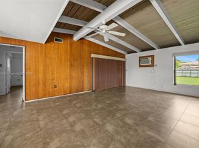 138 W 52nd St, Hialeah FL 33012
