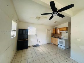 17645 SW 104th Ave, Miami FL 33157