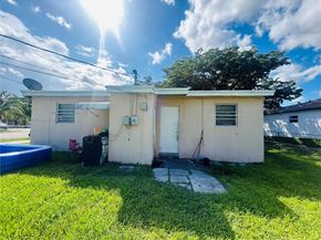 17645 SW 104th Ave, Miami FL 33157