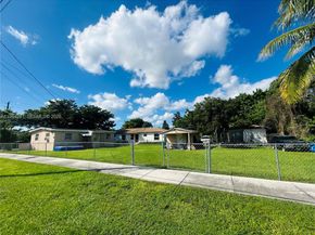 17645 SW 104th Ave, Miami FL 33157