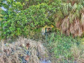 424 N J St, Lake Worth FL 33460