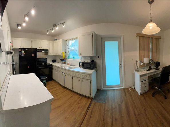 2312 Van Buren St 5, Hollywood FL 33020